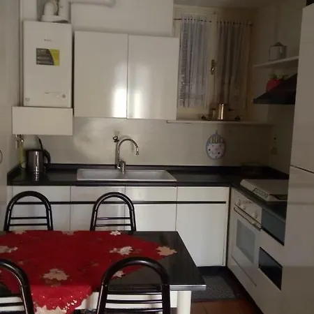 Piuisna Apartamento
